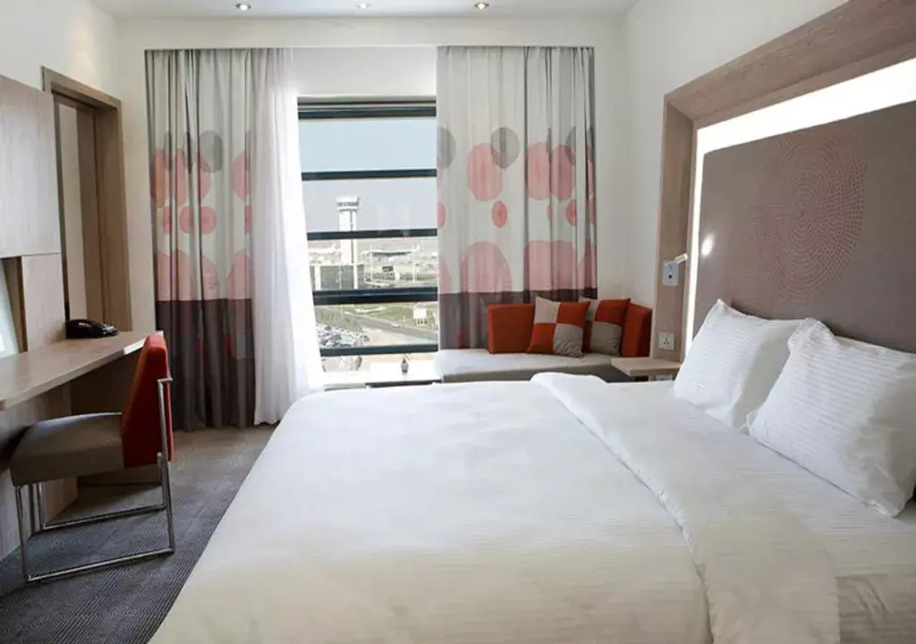 Alibaba https://cdn.alibaba.ir/ostorage/hotel-accommodation-images/6857bc9eac13a7ed0d84df2d_دبل استاندارد 3.webp